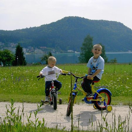 Gaestehaus Uggowitzer Drobollach am Faaker See Esterno foto
